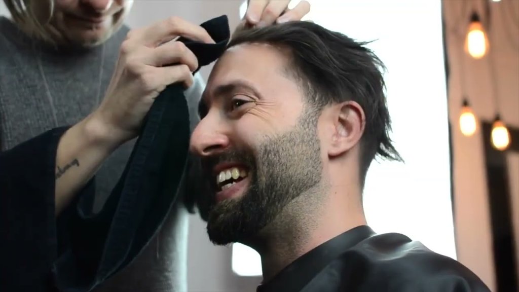 Professionals for hair clipping service
